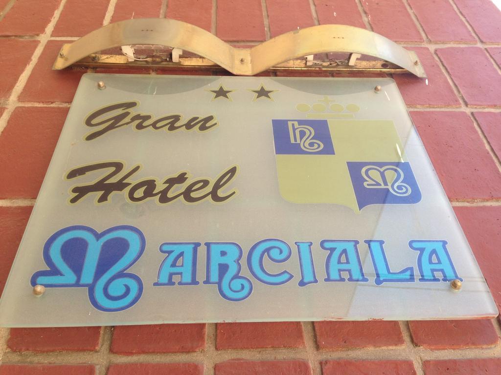 Hotel Marciala Villa Carlos Paz Bagian luar foto